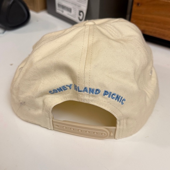 ANTHROPOLOGIE NWOT Cream Montauk Tennis Club Cap Flat Brim - Picture 5 of 6